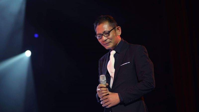 NSƯT Đức Long “dũng cảm” làm liveshow giữa mùa dịch