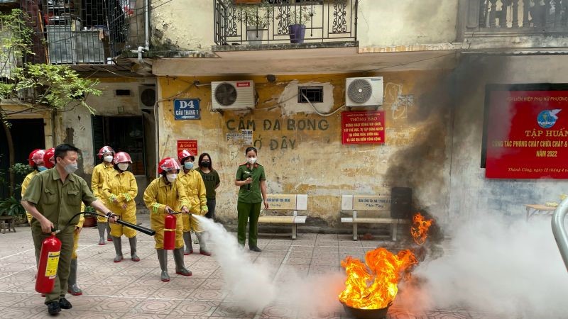 Tập huấn công tác phòng cháy, chữa cháy cho cán bộ, hội viên phụ nữ