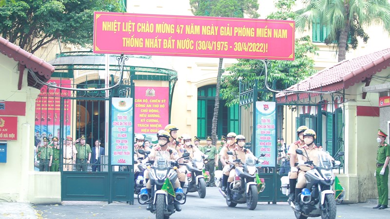 Công an Thành phố Hà Nội ra quân bảo đảm an ninh trật tự SEA Games 31