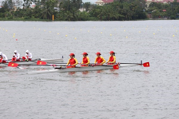 Đội tuyển Rowing Việt Nam thi đấu xuất sắc về đích thứ nhất ở 6/8 nội dung thi đấu tại SEA Games 31