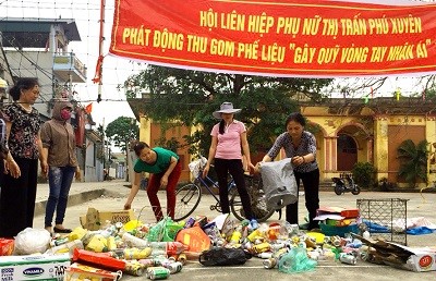 Đổi phế liệu, giữ màu xanh
